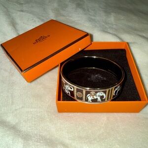 Hermes Elephant Bangle Authentic!